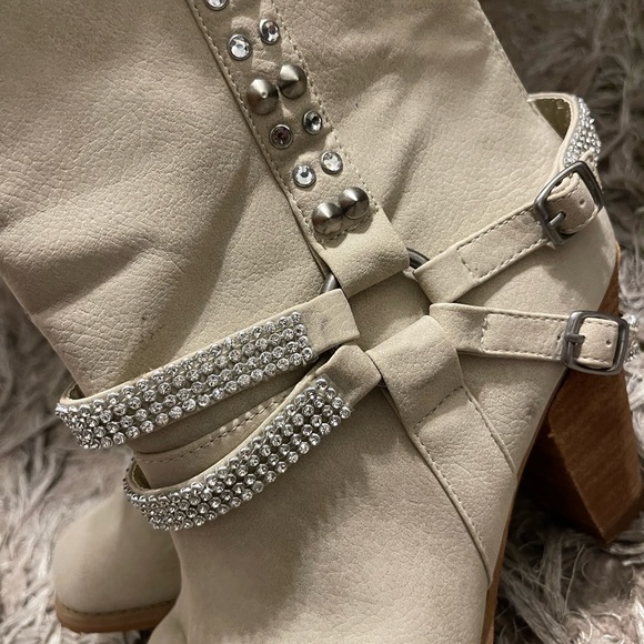 Not Rated high Boots - Picture 13 of 16